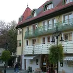 Kalma, Kalma Villa,