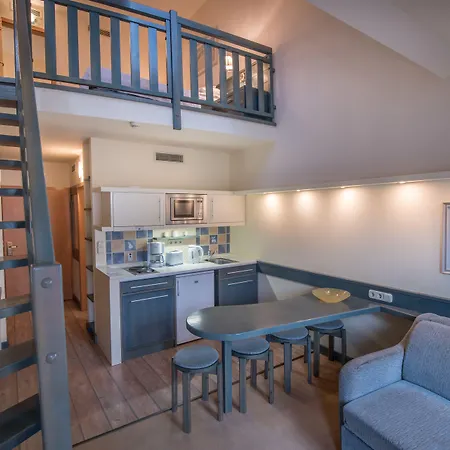 Kalma, Kalma Villa, ホテル 3*
