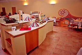 Kalma, Kalma Villa, Ξενοδοχείο Hévíz