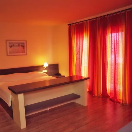 Kalma, Kalma Villa,