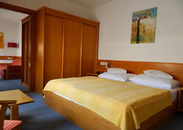 Ξενοδοχείο Kalma, Kalma Villa, Hévíz