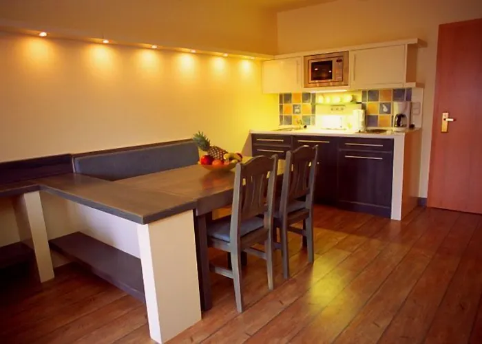 Kalma, Kalma Villa, ホテル