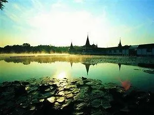 Kalma, Kalma Villa, 호텔