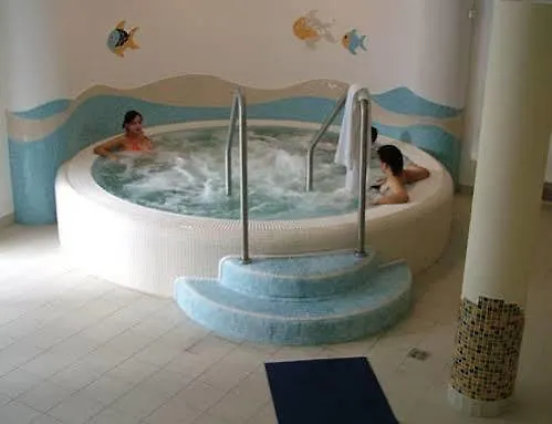 Kalma, Kalma Villa,