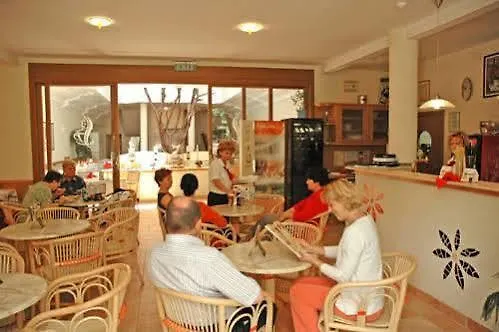 Ξενοδοχείο Kalma, Kalma Villa,
